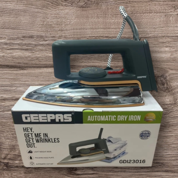 Geepas Light Weight Dry Iron