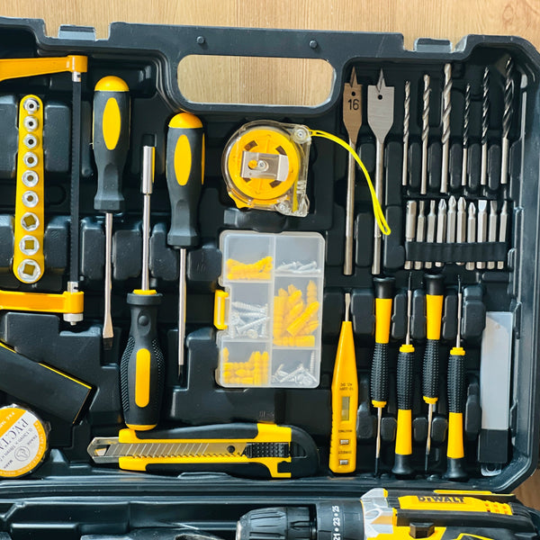 DeWalt Rechargeable Drill Kit with 48V Double Batteries