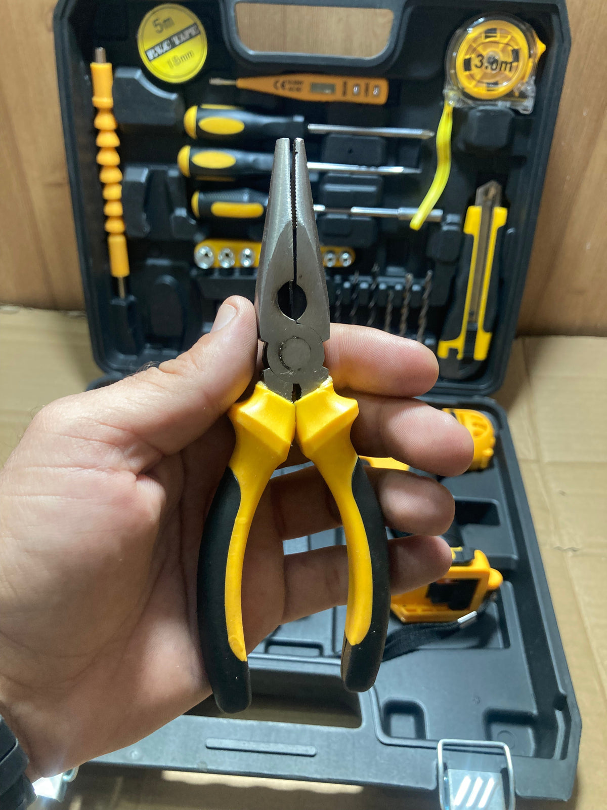 DEWALT 48V Rechargeable Drill Machine with Tool Kit