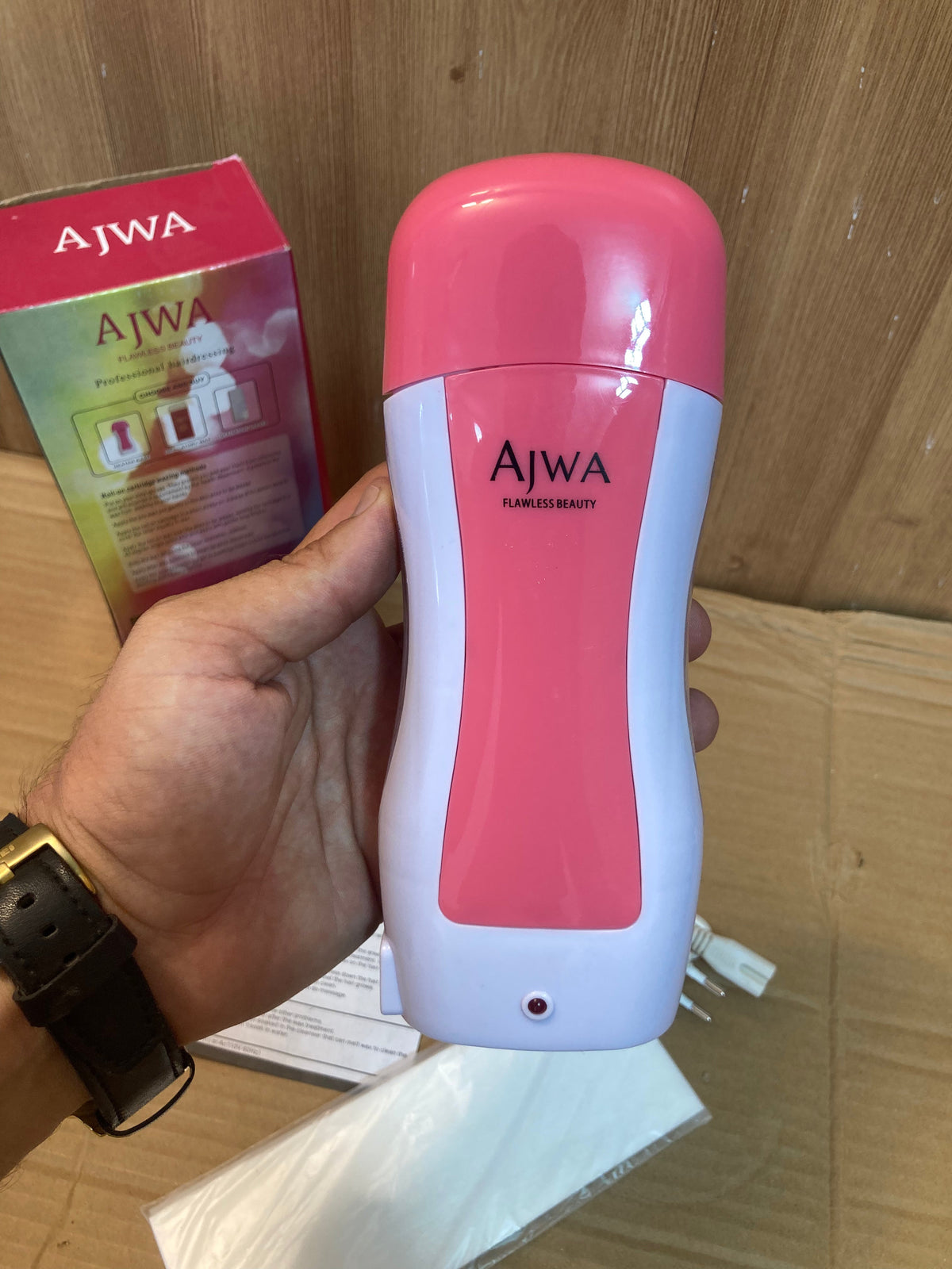 Portable Depilatory Roll-on wax heater