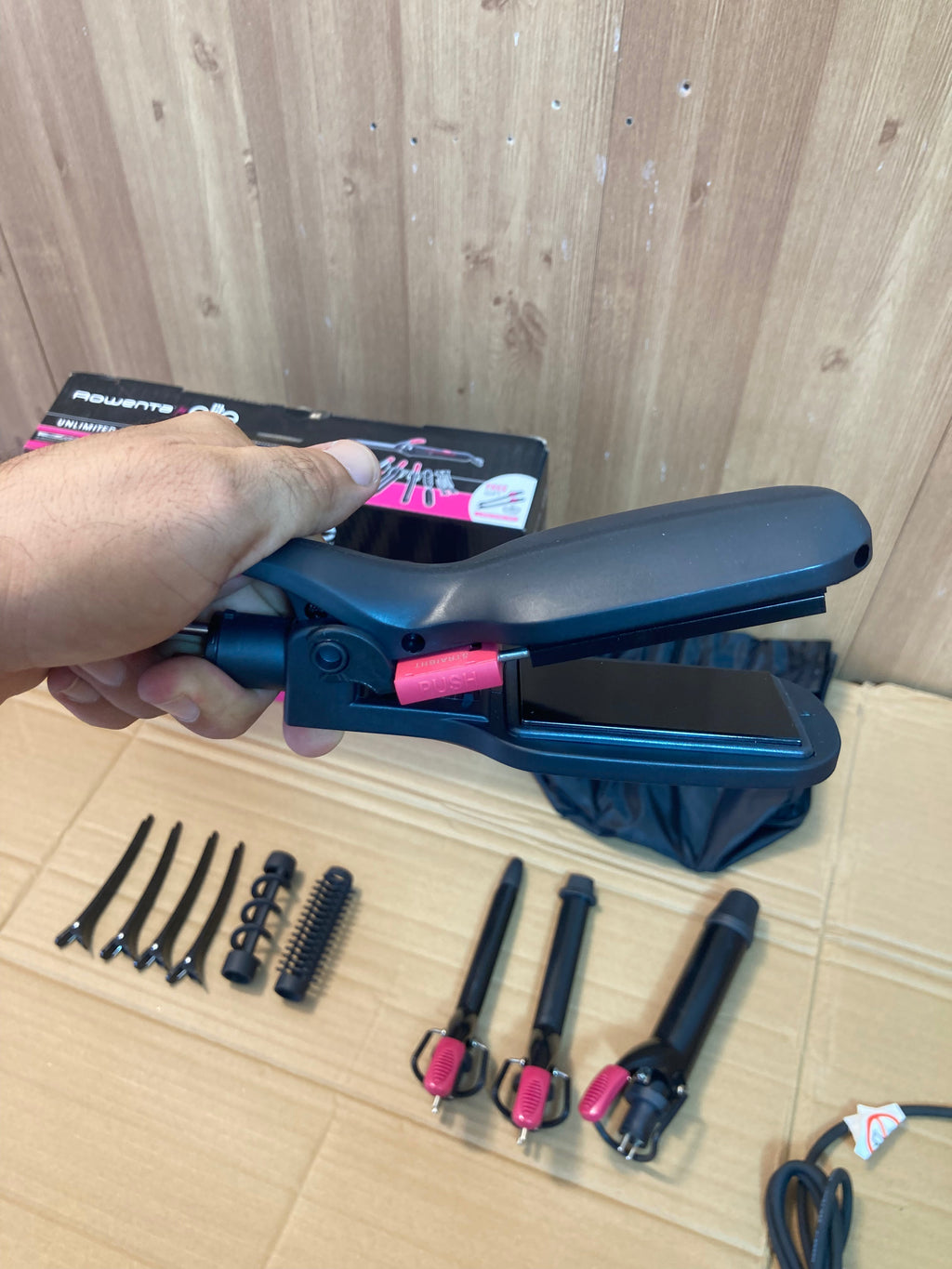 Lot Imported Rowenta 14 in 1 Powerful Hair Styler Set