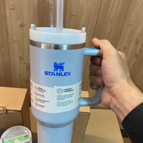 Lot Imported Stanley 1.18L Tumbler with Handle
