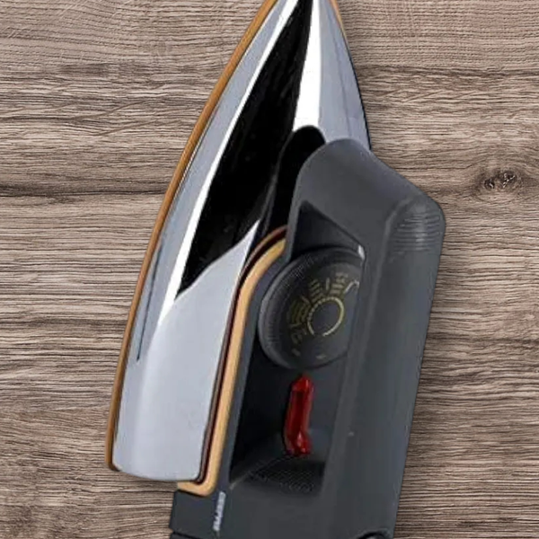 Geepas Light Weight Dry Iron